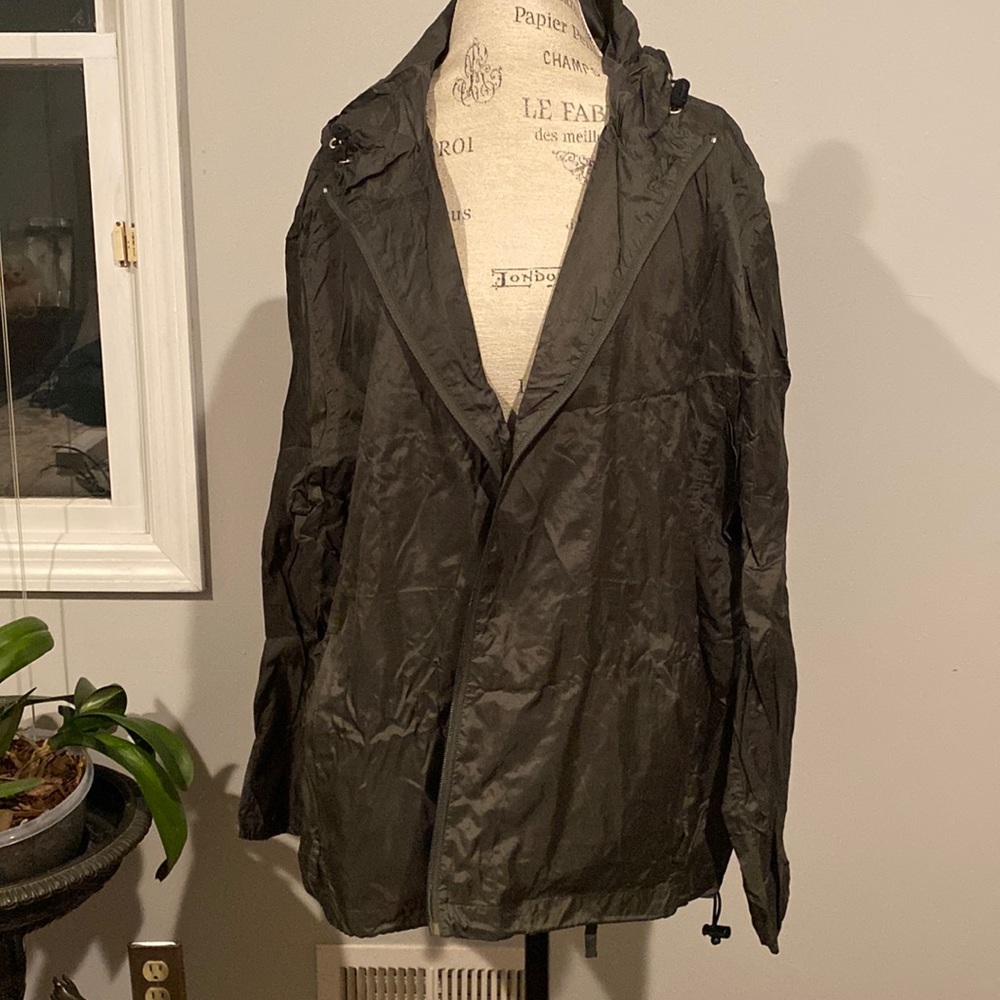 Brooks Sport Rain Jacket size X-Large